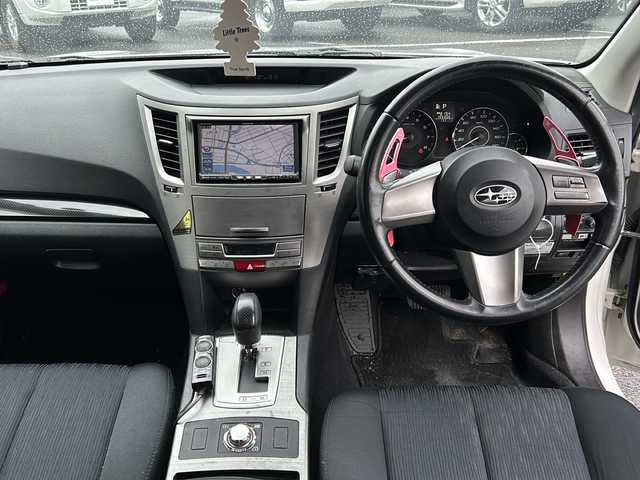 スバル レガシィ ツーリングワゴン 2．5i Sスタイル 新潟県 2010(平22)年 19.6万km サテンホワイトパール ４WD/純正ナビ7インチ〔CN-HW８８０D〉/〔BT/ FM／AM／DVD〕/走行制御システム〔SHDRIVE〕/クルーズコントロール/ヒルスタートアシスト/オートライト/電格ミラー/バックカメラ/ETC/純正フロアマット/純正ホイール17インチ/ドアバイザー/保証書/取り扱い説明書
