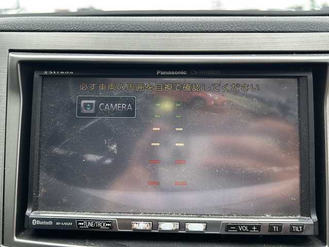 スバル レガシィ ツーリングワゴン 2．5i Sスタイル 新潟県 2010(平22)年 19.6万km サテンホワイトパール ４WD/純正ナビ7インチ〔CN-HW８８０D〉/〔BT/ FM／AM／DVD〕/走行制御システム〔SHDRIVE〕/クルーズコントロール/ヒルスタートアシスト/オートライト/電格ミラー/バックカメラ/ETC/純正フロアマット/純正ホイール17インチ/ドアバイザー/保証書/取り扱い説明書