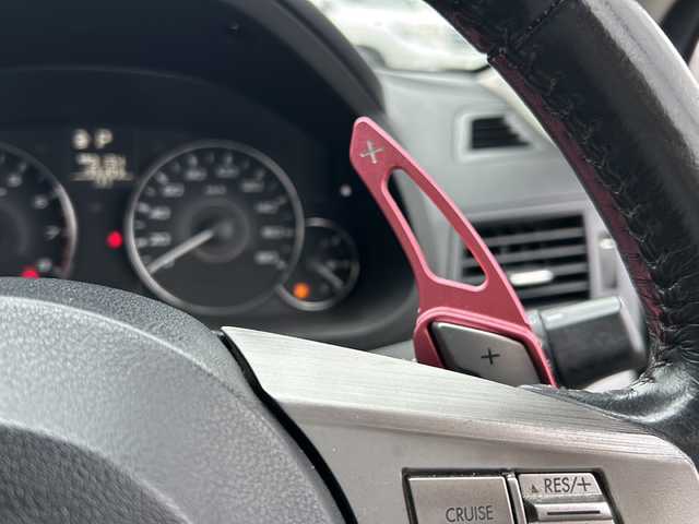 スバル レガシィ ツーリングワゴン 2．5i Sスタイル 新潟県 2010(平22)年 19.6万km サテンホワイトパール ４WD/純正ナビ7インチ〔CN-HW８８０D〉/〔BT/ FM／AM／DVD〕/走行制御システム〔SHDRIVE〕/クルーズコントロール/ヒルスタートアシスト/オートライト/電格ミラー/バックカメラ/ETC/純正フロアマット/純正ホイール17インチ/ドアバイザー/保証書/取り扱い説明書