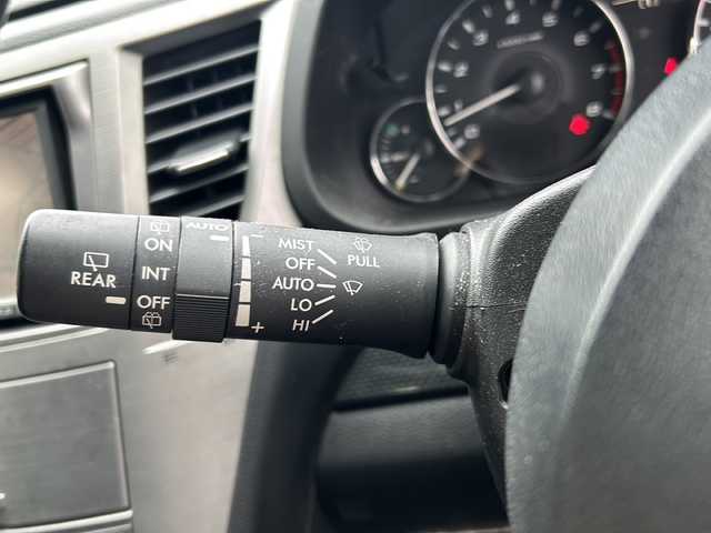 スバル レガシィ ツーリングワゴン 2．5i Sスタイル 新潟県 2010(平22)年 19.6万km サテンホワイトパール ４WD/純正ナビ7インチ〔CN-HW８８０D〉/〔BT/ FM／AM／DVD〕/走行制御システム〔SHDRIVE〕/クルーズコントロール/ヒルスタートアシスト/オートライト/電格ミラー/バックカメラ/ETC/純正フロアマット/純正ホイール17インチ/ドアバイザー/保証書/取り扱い説明書