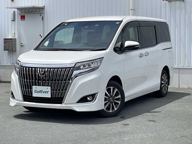トヨタ エスクァイア Gi 三重県 2018(平30)年 2.6万km ホワイトパールクリスタルシャイン 純正9型ナビ/両側パワースライドドア/クルーズコントロール/純正ビルトインETC/衝突軽減ブレーキ/レーンキープアシスト/全席・後席USB給電/全席シートヒーター/バックカメラ/純正アルミホイール/電動格納ミラー/禁煙車