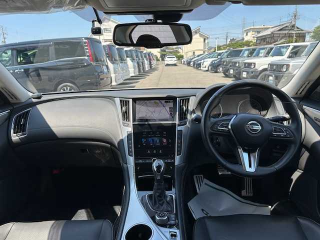 日産 スカイライン GT タイプSP 大阪府 2022(令4)年 2.2万km ブリリアントホワイトパール ナビ　/フルセグ/Ｂｌｕｅｔｏｏｔｈ　/全方位カメラ　/レザーシート　/シートヒーター　/ステアリングヒーター　/プロパイロット　/ドライブレコーダー　/ブラインドスポットモニター　/メモリーシート　/ＥＴＣ　/マット