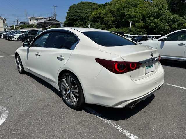 日産 スカイライン GT タイプSP 大阪府 2022(令4)年 2.2万km ブリリアントホワイトパール ナビ　/フルセグ/Ｂｌｕｅｔｏｏｔｈ　/全方位カメラ　/レザーシート　/シートヒーター　/ステアリングヒーター　/プロパイロット　/ドライブレコーダー　/ブラインドスポットモニター　/メモリーシート　/ＥＴＣ　/マット
