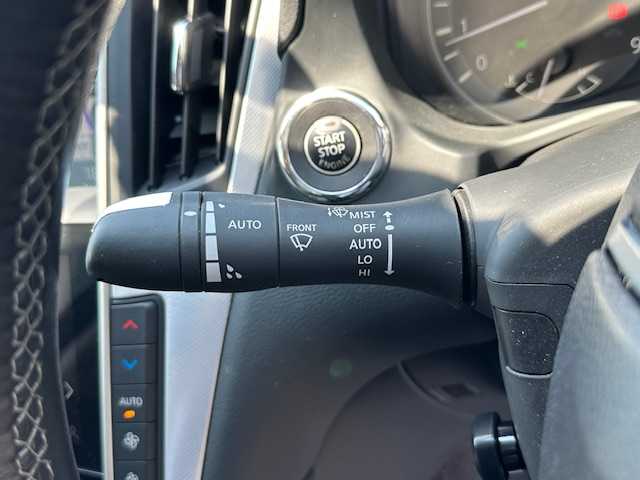 日産 スカイライン GT タイプSP 大阪府 2022(令4)年 2.2万km ブリリアントホワイトパール ナビ　/フルセグ/Ｂｌｕｅｔｏｏｔｈ　/全方位カメラ　/レザーシート　/シートヒーター　/ステアリングヒーター　/プロパイロット　/ドライブレコーダー　/ブラインドスポットモニター　/メモリーシート　/ＥＴＣ　/マット