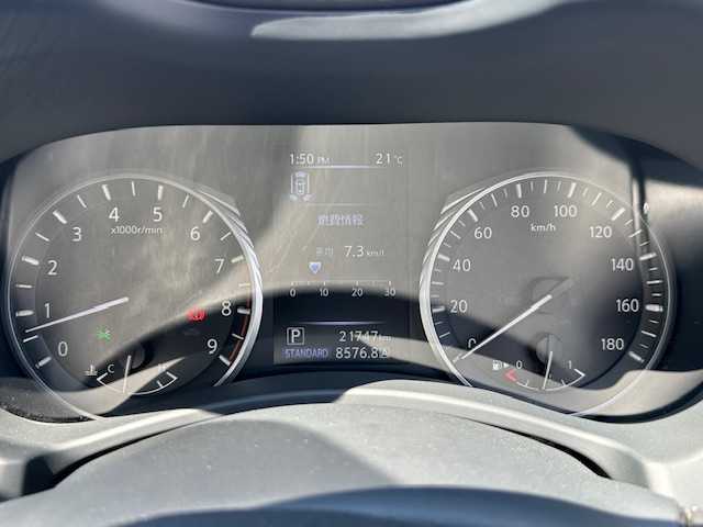 日産 スカイライン GT タイプSP 大阪府 2022(令4)年 2.2万km ブリリアントホワイトパール ナビ　/フルセグ/Ｂｌｕｅｔｏｏｔｈ　/全方位カメラ　/レザーシート　/シートヒーター　/ステアリングヒーター　/プロパイロット　/ドライブレコーダー　/ブラインドスポットモニター　/メモリーシート　/ＥＴＣ　/マット