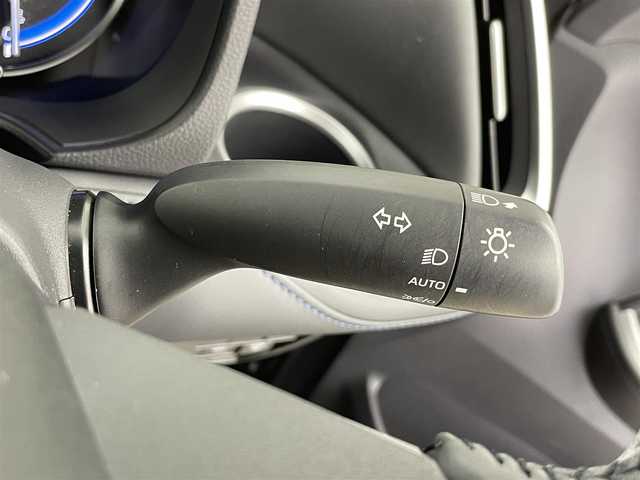 トヨタ ヴォクシー ハイブリッド S－Z 千葉県 2023(令5)年 2.5万km スパークリングブラックパールクリスタルシャイン セーフティセンス/・プリクラッシュセーフティ/・レーンディパーチャーアラート/・オートマチックハイビーム/・レーダークルーズ/・ロードサインアシスト/・発進遅れ告知機能/純正10.5インチディスプレイナビ/・フルセグTV/・Bluetooth接続/・Miracast/純正14インチフリップダウンモニター/快適利便パッケージ/AC100V 1500w/HDMI/LEDヘッドライト/両側パワースライドドア
