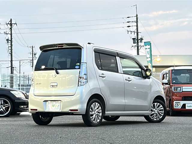 マツダ フレア HS 愛知県 2016(平28)年 0.8万km シルキーシルバーメタリック /禁煙/ワンオーナー//メモリナビ/CD/USB//革巻きステア/ステアスイッチ//シートヒーター//電動格納ウインカーミラー//ヘッドライトレベライザー//シートリフター//バニティミラー//レーダーブレーキサポート//誤発進抑制//プッシュスタート/スマートキー//新車時保証書//取扱説明書//スペアスマートキー有