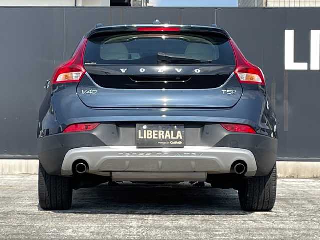 ボルボ Ｖ４０ クロスカントリー T5 AWD サマム 岩手県 2016(平28)年 4.8万km デニムブルーメタリック インテリセーフ /レーンアシスト/BLIS/ACC/純正HDDナビ/フルセグTV/バックカメラ/パーキングアシスト/パノラマガラスルーフ/ハーマンカードン /DSRC/ドラレコ/アイボリーレザー/パワーシート/シートヒーター/LEDライト/アクティブハイビーム