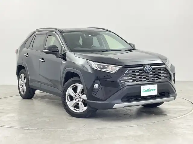 トヨタ ＲＡＶ４ ハイブリットG 群馬県 2020(令2)年 7.1万km アティチュードブラックマイカ サンルーフ　9型ナビ　電動リアゲート　衝突被害軽減ブレーキ　ルーフレール　バックカメラ　アダプティブクルーズコントロール　シートヒーター　パワーシート　ステアリングヒーター　AC100V 禁煙車