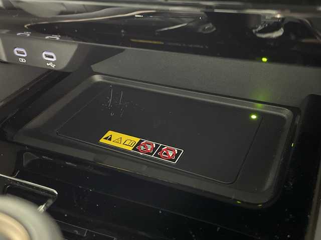トヨタ アルファードハイブリット Z 神奈川県 2023(令5)年 3万km プラチナホワイトパールマイカ トヨタセーフティセンス/・プリクラッシュセーフティ/・レーダークルーズコントロール/・レーントレーシングアシスト/・ロードサインアシスト/・アダプティブハイビームシステム/オートマチックハイビーム/純正メーカーオプションディスプレイオーディオ/・ナビTVキット付き/BT/MiraCast/タイプC/パノラミックビューモニター/モデリスタフルエアロ/モデリスタマフラー/電子インナーミラー/Qi充電/MTモード/AC100V/両側電動スライドドア/パワーバックドア/革巻きステアリング/ステアリングスイッチ/Autoライト/ビルトインETC2.0/電動サイドブレーキ/オートホールド/SOSコール/nanoeX/レザーシート/シートヒーター(D/N/2列目)/ベンチレーション(D/N/2列目)/パワーシート(D/N/2列目)/メモリシート(D)/スマートキー/プッシュスタートボタン/BSM/電動格納ミラー/ウィンカーミラー/シーケンシャルウィンカー/LEDヘッドライト/フォグランプ/純正アルミホイール/純正ドアバイザー/純正フロアマット