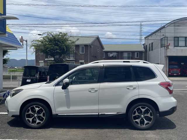 スバル フォレスター 2．0XT アイサイト 宮崎県 2014(平26)年 10.9万km クリスタルホワイトP じしゃロン宮崎店成約済み/アイサイト/４WD/社外SDナビゲーション/（CD/DVD/SD/Bluetooth）　/バックモニター　/ハーフレザーシート/両席シートヒーター/ＨＩＤヘッドライト　/フォグランプ　/デイライト　/クルーズコントロール　/パドルシフト　/Ｘモード切替　/ＴＲＣ　/ルーフレール/ウィンカーミラー/プッシュスタート　/スペアキー　/純正フロアマット/サイドバイザー