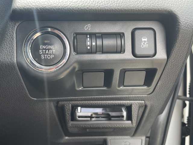 スバル フォレスター 2．0XT アイサイト 宮崎県 2014(平26)年 10.9万km クリスタルホワイトP じしゃロン宮崎店成約済み/アイサイト/４WD/社外SDナビゲーション/（CD/DVD/SD/Bluetooth）　/バックモニター　/ハーフレザーシート/両席シートヒーター/ＨＩＤヘッドライト　/フォグランプ　/デイライト　/クルーズコントロール　/パドルシフト　/Ｘモード切替　/ＴＲＣ　/ルーフレール/ウィンカーミラー/プッシュスタート　/スペアキー　/純正フロアマット/サイドバイザー