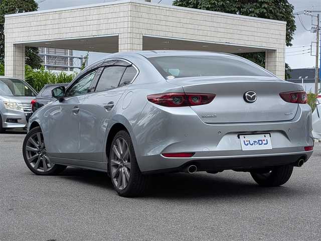 マツダ マツダ３セダン XD プロアクティブ 栃木県 2020(令2)年 13.5万km ソニックシルバーM (株)IDOMが運営する【じしゃロン宇都宮店】の自社ローン専用車両になります。こちらは現金またはオートローンご利用時の価格です。自社ローンご希望の方は別途その旨お申付け下さい/禁煙車/マツダコネクトナビ/Ｂｌｕｅｔｏｏｔｈ接続/バックカメラ/パーキングアシスト/コーナーセンサー/クルーズコントロール/ブラインドスポットモニター/レーンキープアシスト/オートライト/オートマチックハイビーム/ETC/プッシュスタート/スマートキー/ISOFIX/ステアリングスイッチ/アイドリングストップ