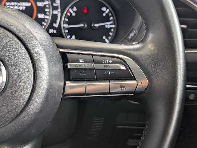 マツダ マツダ３セダン XD プロアクティブ 栃木県 2020(令2)年 13.5万km ソニックシルバーM (株)IDOMが運営する【じしゃロン宇都宮店】の自社ローン専用車両になります。こちらは現金またはオートローンご利用時の価格です。自社ローンご希望の方は別途その旨お申付け下さい/禁煙車/マツダコネクトナビ/Ｂｌｕｅｔｏｏｔｈ接続/バックカメラ/パーキングアシスト/コーナーセンサー/クルーズコントロール/ブラインドスポットモニター/レーンキープアシスト/オートライト/オートマチックハイビーム/ETC/プッシュスタート/スマートキー/ISOFIX/ステアリングスイッチ/アイドリングストップ