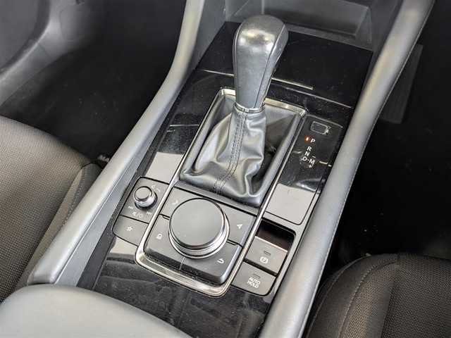 マツダ マツダ３セダン XD プロアクティブ 栃木県 2020(令2)年 13.5万km ソニックシルバーM (株)IDOMが運営する【じしゃロン宇都宮店】の自社ローン専用車両になります。こちらは現金またはオートローンご利用時の価格です。自社ローンご希望の方は別途その旨お申付け下さい/禁煙車/マツダコネクトナビ/Ｂｌｕｅｔｏｏｔｈ接続/バックカメラ/パーキングアシスト/コーナーセンサー/クルーズコントロール/ブラインドスポットモニター/レーンキープアシスト/オートライト/オートマチックハイビーム/ETC/プッシュスタート/スマートキー/ISOFIX/ステアリングスイッチ/アイドリングストップ