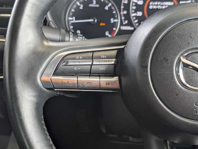 マツダ マツダ３セダン XD プロアクティブ 栃木県 2020(令2)年 13.5万km ソニックシルバーM (株)IDOMが運営する【じしゃロン宇都宮店】の自社ローン専用車両になります。こちらは現金またはオートローンご利用時の価格です。自社ローンご希望の方は別途その旨お申付け下さい/禁煙車/マツダコネクトナビ/Ｂｌｕｅｔｏｏｔｈ接続/バックカメラ/パーキングアシスト/コーナーセンサー/クルーズコントロール/ブラインドスポットモニター/レーンキープアシスト/オートライト/オートマチックハイビーム/ETC/プッシュスタート/スマートキー/ISOFIX/ステアリングスイッチ/アイドリングストップ