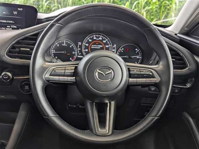 マツダ マツダ３セダン XD プロアクティブ 栃木県 2020(令2)年 13.5万km ソニックシルバーM (株)IDOMが運営する【じしゃロン宇都宮店】の自社ローン専用車両になります。こちらは現金またはオートローンご利用時の価格です。自社ローンご希望の方は別途その旨お申付け下さい/禁煙車/マツダコネクトナビ/Ｂｌｕｅｔｏｏｔｈ接続/バックカメラ/パーキングアシスト/コーナーセンサー/クルーズコントロール/ブラインドスポットモニター/レーンキープアシスト/オートライト/オートマチックハイビーム/ETC/プッシュスタート/スマートキー/ISOFIX/ステアリングスイッチ/アイドリングストップ