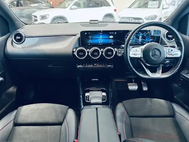 メルセデス・ベンツ Ｂ２００ｄ AMGライン 大阪府 2020(令2)年 3.2万km コスモスブラック レーダーセーフティP/HUD/ACC/ハーフレザー/メモリ付きパワーシート/シートヒーター/純正ディスプレイオーディオ/360度カメラ/純正18インチAW/LEDヘッドライト/電動リアゲート/ブラインドスポット/ワイヤレス充電