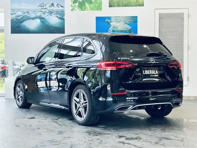 メルセデス・ベンツ Ｂ２００ｄ AMGライン 大阪府 2020(令2)年 3.2万km コスモスブラック レーダーセーフティP/HUD/ACC/ハーフレザー/メモリ付きパワーシート/シートヒーター/純正ディスプレイオーディオ/360度カメラ/純正18インチAW/LEDヘッドライト/電動リアゲート/ブラインドスポット/ワイヤレス充電