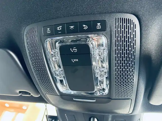 メルセデス・ベンツ Ｂ２００ｄ AMGライン 大阪府 2020(令2)年 3.2万km コスモスブラック レーダーセーフティP/HUD/ACC/ハーフレザー/メモリ付きパワーシート/シートヒーター/純正ディスプレイオーディオ/360度カメラ/純正18インチAW/LEDヘッドライト/電動リアゲート/ブラインドスポット/ワイヤレス充電