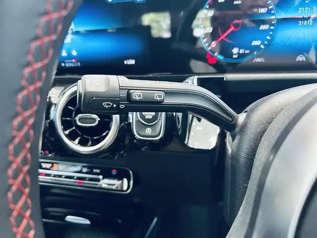 メルセデス・ベンツ Ｂ２００ｄ AMGライン 大阪府 2020(令2)年 3.2万km コスモスブラック レーダーセーフティP/HUD/ACC/ハーフレザー/メモリ付きパワーシート/シートヒーター/純正ディスプレイオーディオ/360度カメラ/純正18インチAW/LEDヘッドライト/電動リアゲート/ブラインドスポット/ワイヤレス充電