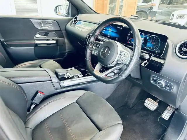 メルセデス・ベンツ Ｂ２００ｄ AMGライン 大阪府 2020(令2)年 3.2万km コスモスブラック レーダーセーフティP/HUD/ACC/ハーフレザー/メモリ付きパワーシート/シートヒーター/純正ディスプレイオーディオ/360度カメラ/純正18インチAW/LEDヘッドライト/電動リアゲート/ブラインドスポット/ワイヤレス充電