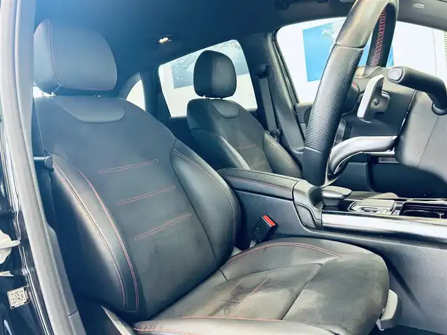 メルセデス・ベンツ Ｂ２００ｄ AMGライン 大阪府 2020(令2)年 3.2万km コスモスブラック レーダーセーフティP/HUD/ACC/ハーフレザー/メモリ付きパワーシート/シートヒーター/純正ディスプレイオーディオ/360度カメラ/純正18インチAW/LEDヘッドライト/電動リアゲート/ブラインドスポット/ワイヤレス充電