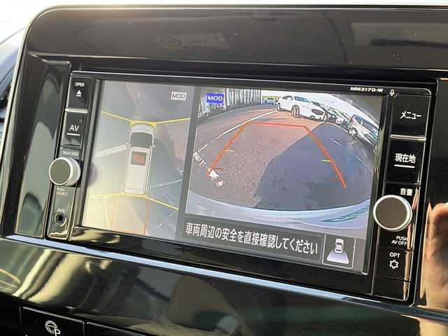 日産 セレナ e－パワー ハイウェイスター V 新潟県 2020(令2)年 6万km ブリリアントホワイトパール 純正ナビ/（TV/DVD/Bluetooth）/フリップダウン/冬タイヤ積載/プロパイロット/衝突軽減/レーンキープアシスト/クルーズコントロール/全周囲カメラ/BSM/コーナーセンサー/ステアリングスイッチ/両側パワースライドドア/ETC/ドライブレコーダー/ロールアップサンシェード/USB給電/LEDライト/フォグランプ/ウィンカーミラー/電格ミラー/ドアバイザー/スペアキー