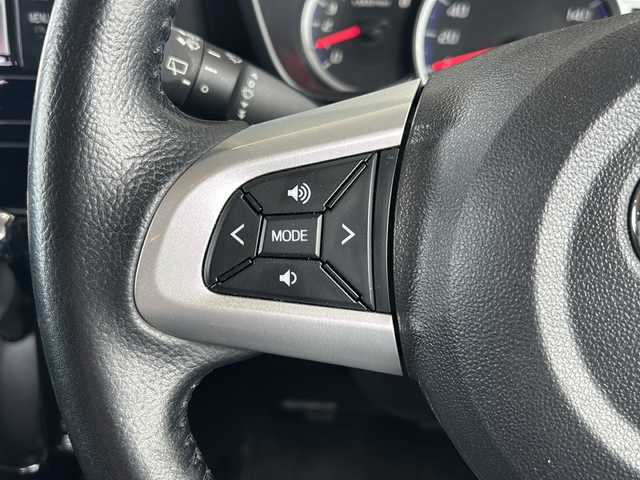 トヨタ タンク カスタムG S 静岡県 2017(平29)年 5万km マゼンタベリーマイカM 純正ナビ/CD/DVD/Bluetooth/フルセグ/AM/FM/SD//主要装備/・クルーズコントロール　/・コーナーセンサー　/・シートヒーター　/・アイドリングストップ　/・ドライブレコーダー　/・純正ナビ　/・バックモニター　/・オートライト　/・スマートキー　/・ステアリングリモコン　/・レーンキープ　/・ＬＥＤライト/・フォグランプ/・衝突軽減システム/・純正アルミホイール/・純正フロアマット/・プッシュスタート
