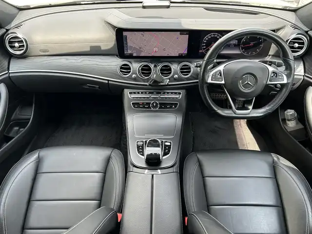 メルセデス・ベンツ Ｅ２５０ SW AVG スポーツ 本革 滋賀県 2017(平29)年 4.4万km 白 ブルメスターサウンド/純正ナビ/(FM/AM/フルセグ/Bluetooth)/ETC/前ドライブレコーダー/アラウンドビューモニター/バックカメラ/プリクラッシュブレーキアシスト	/ヒルスタートアシスト/前方衝突防止支援システム	/後側方衝突防止支援システム	/レーンキープアシスト	/レーダークルーズコントロール/インテリジェントパーキングアシスト	/コーナー・バックセンサー/標識検知機能/積込冬タイヤ/全席シートヒーター/シートメモリー(フロントシート)/電動リアゲート/電子パーキング/電動格納ミラー/革巻きステアリング/ステアリングスイッチ/ステアリングヒーター/パドルシフト/オートライト/アクティブAFS	/LEDヘッドライト/リアフォグ/フルオートエアコン/ルーフレール/プッシュスタート/スマートキー/スペアキー/純正フロアマット