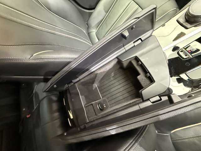 ＢＭＷ ５２３ｉ ラグジュアリー 千葉県 2017(平29)年 5.9万km インペリアル・ブルー・ブリリアント・エフェクト ＡＣＣ　/黒革　/ナビ　/ＴＶ　/３６０°Ｂｌｕｅｔｏｏｔｈ接続　/シートＨ　/パーキングアシストプラス　/アダプティブＬＥＤライト　/電動トランク　/ハイビームアシスト　/衝突軽減Ｂ　/ＢＳＭ　/ＬＫＡ/ドラレコ　/ＥＴＣ