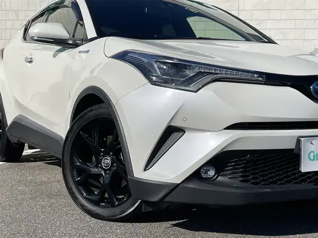 トヨタ Ｃ－ＨＲ G モード ネロ 宮崎県 2019(平31)年 7.2万km ホワイトパールクリスタルシャイン 純正SDナビ/（CD/DVD/AM/FM/BT)/フルセグTV/バックカカメラ/ステアリングスイッチ/クルーズコントロール/D席/N席シートヒーター/クリアランスソナー/ハーフレザーシート/ドライブレコーダー/ブラインドスポットモニタ/ETC
