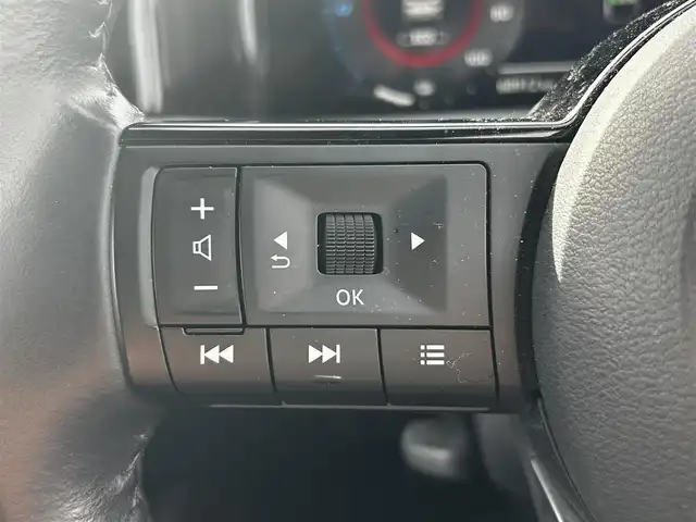 日産 オーラ G レザーエディション 福島県 2022(令4)年 6.9万km ガーネットレッド/スーパーブラック 2トーン ワンオーナー/純正ナビ/（CD/DVD/USB/BT）/フルセグ/レザーシート/デジタルインナーミラー/全方位カメラ/ドライブレコーダー/ETC2.0/レーダークルーズコントロール/プロパイロット/ブラインドスポットモニター/LEDオートライト/オートマチックハイビーム/衝突軽減ブレーキ/ポータブル充電/純正マット/プッシュスタート