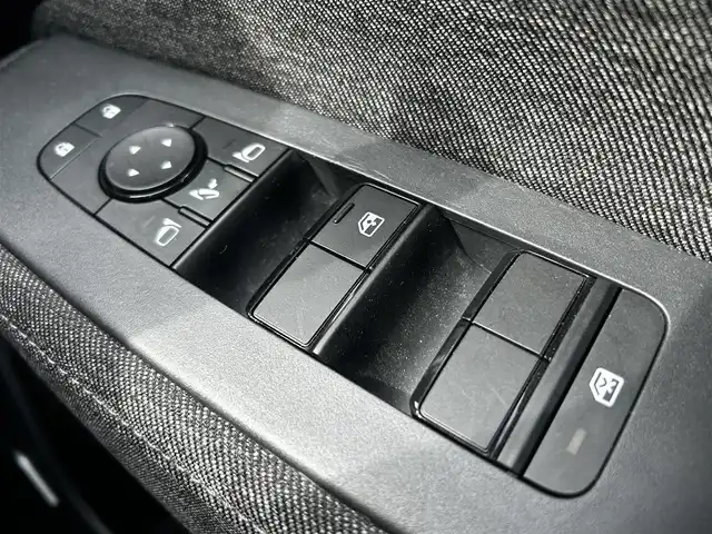 日産 オーラ G レザーエディション 福島県 2022(令4)年 6.9万km ガーネットレッド/スーパーブラック 2トーン ワンオーナー/純正ナビ/（CD/DVD/USB/BT）/フルセグ/レザーシート/デジタルインナーミラー/全方位カメラ/ドライブレコーダー/ETC2.0/レーダークルーズコントロール/プロパイロット/ブラインドスポットモニター/LEDオートライト/オートマチックハイビーム/衝突軽減ブレーキ/ポータブル充電/純正マット/プッシュスタート