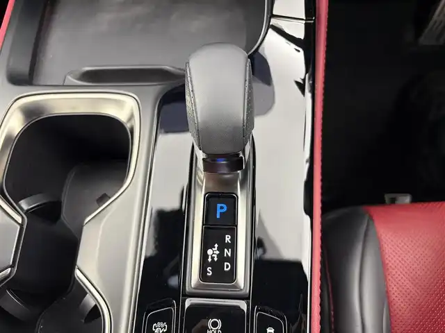 レクサス ＮＸ 450h+ Fスポーツ 愛知県 2023(令5)年 2.3万km グラファイトブラックガラスフレーク ・パノラマムーンルーフ/・純正１４インチディスプレィオーディオ＋/（BT/Carplay）/・ナビ/フルセグTV/・フレアレッド革シート/（電動シート/ヒーター/ベンチレーター）/・デジタルインナーミラー/・パノラマビューモニター/・ハンズフリー電動バックドア/・純正３眼LEDヘットライト/・レクサスセーフティシステム＋/レーダークルーズコントロール/ブラインドスポットモニター/レーンキープアシスト/ヘットアップディスプレイ/パーキングサポートブレーキ/衝突軽減ブレーキ/・AC100V/・純正２０インチAW/235/50/R20/・スマートキー/・パドルシフト/・４WD/・プラグインハイブリットシステム/・ETC2.0