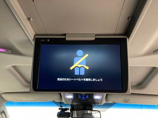 トヨタ アルファード S Cパッケージ 熊本県 2020(令2)年 8.9万km ホワイトパールクリスタルシャイン 純正メモリナビ（ＣＤ/ＤＶＤ/ＢＴ/ラジオ/フルセグ）/サンルーフ/フリップダウンモニター/バックカメラ/ドライブレコーダー/ＥＴＣ/両側パワースライドドア/Ｄ・Ｎ席パワーシート/Ｄ席メモリーシート/Ｄ・Ｎ席シートヒーター・エアシート/パワーバックドア/レーダークルーズコントロール/レーンキープ/衝突軽減システム/横滑り防止装置/前後コーナーセンサー/ステアリングヒーター/ステアリングスイッチ/オートハイビーム/オートライト/フォグランプ/電動パーキングブレーキ（オートホールド付き）/純正フロアマット/ドアバイザー/純正18インチＡＷ/プッシュスタート/スマートキー