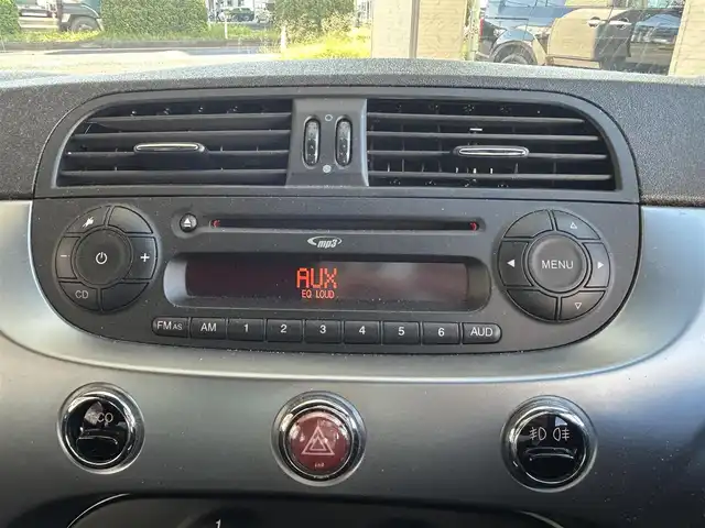 フィアット ５００Ｓ ツインエア 宮城県 2013(平25)年 12.3万km ガンＭ ・純正オーディオ/（FM/AM/CD)/・アイドリングストップ/（スタートストップ機能）/・ハーフレザーシート/・革ステアリング/・ステアリングスイッチ/・フロントフォグランプ/・リアフォグランプ/・ETC/・ISOFIX/・社外15インチアルミホイール（冬）/・純正15インチアルミホイール付き（夏）/・フロアマット/・Wエアバッグ+サイドエアバッグ/ABS/・取扱説明書