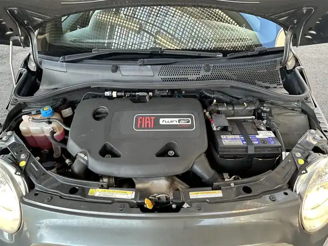 フィアット ５００Ｓ ツインエア 宮城県 2013(平25)年 12.3万km ガンＭ ・純正オーディオ/（FM/AM/CD)/・アイドリングストップ/（スタートストップ機能）/・ハーフレザーシート/・革ステアリング/・ステアリングスイッチ/・フロントフォグランプ/・リアフォグランプ/・ETC/・ISOFIX/・社外15インチアルミホイール（冬）/・純正15インチアルミホイール付き（夏）/・フロアマット/・Wエアバッグ+サイドエアバッグ/ABS/・取扱説明書