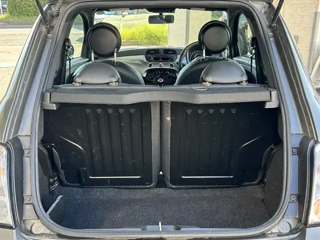 フィアット ５００Ｓ ツインエア 宮城県 2013(平25)年 12.3万km ガンＭ ・純正オーディオ/（FM/AM/CD)/・アイドリングストップ/（スタートストップ機能）/・ハーフレザーシート/・革ステアリング/・ステアリングスイッチ/・フロントフォグランプ/・リアフォグランプ/・ETC/・ISOFIX/・社外15インチアルミホイール（冬）/・純正15インチアルミホイール付き（夏）/・フロアマット/・Wエアバッグ+サイドエアバッグ/ABS/・取扱説明書