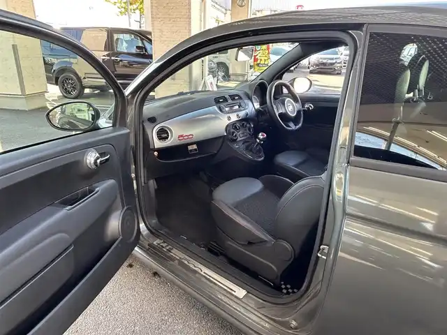 フィアット ５００Ｓ ツインエア 宮城県 2013(平25)年 12.3万km ガンＭ ・純正オーディオ/（FM/AM/CD)/・アイドリングストップ/（スタートストップ機能）/・ハーフレザーシート/・革ステアリング/・ステアリングスイッチ/・フロントフォグランプ/・リアフォグランプ/・ETC/・ISOFIX/・社外15インチアルミホイール（冬）/・純正15インチアルミホイール付き（夏）/・フロアマット/・Wエアバッグ+サイドエアバッグ/ABS/・取扱説明書