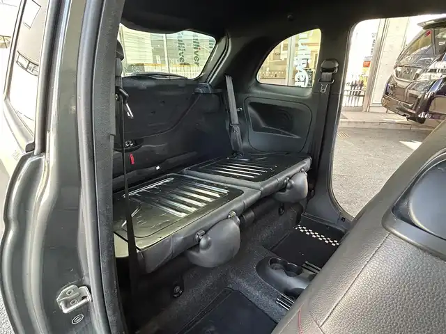 フィアット ５００Ｓ ツインエア 宮城県 2013(平25)年 12.3万km ガンＭ ・純正オーディオ/（FM/AM/CD)/・アイドリングストップ/（スタートストップ機能）/・ハーフレザーシート/・革ステアリング/・ステアリングスイッチ/・フロントフォグランプ/・リアフォグランプ/・ETC/・ISOFIX/・社外15インチアルミホイール（冬）/・純正15インチアルミホイール付き（夏）/・フロアマット/・Wエアバッグ+サイドエアバッグ/ABS/・取扱説明書