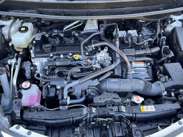 トヨタ アクア Z 山口県 2021(令3)年 0.6万km プラチナホワイトパールマイカ 純正ディスプレイオーディオ/・コネクティッドナビ/・AppleCarplay/・AndroidAuto/・フルセグTV/・Bluetooth接続/・アラウンドビューモニター/ビルトインETC/ドライブレコーダー/Toyota Safety Sense/・プリクラッシュセーフティ/・レーントレーシングアシスト/・ロードサインアシスト/・レーダークルーズコントロール/・先行車発進告知機能/・ブラインドスポットモニター/・クリアランスソナー/USB入力端子/純正フロアマット/ハーフレザーシート/シートヒーター/パワーシート前席/スマートキー/プッシュスタート/スペアキー1本/ステアリングヒーター/モデリスタフルエアロ/純正16インチアルミホイール/純正LEDライト/オートマチックハイビーム/ドアバイザー/ウィンカーミラー/保証書/取扱説明書