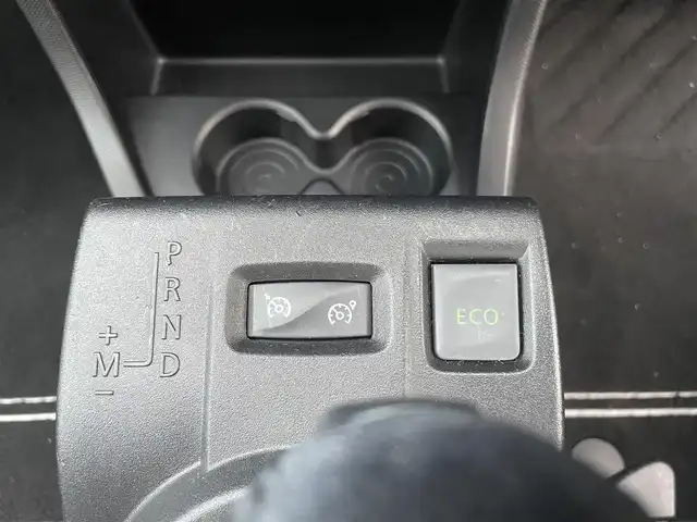 ルノー トゥインゴ インテンス 栃木県 2018(平30)年 5.4万km 白 純正オーディオ/(AM/FM/USB)/純正15インチアルミ /ETC /オートエアコン /クルーズコントロール /コーナーセンサー/保証書/取扱説明書/スペアキー