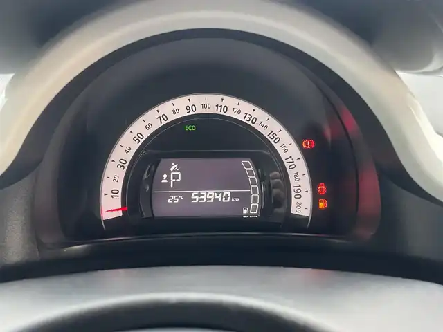 ルノー トゥインゴ インテンス 栃木県 2018(平30)年 5.4万km 白 純正オーディオ/(AM/FM/USB)/純正15インチアルミ /ETC /オートエアコン /クルーズコントロール /コーナーセンサー/保証書/取扱説明書/スペアキー