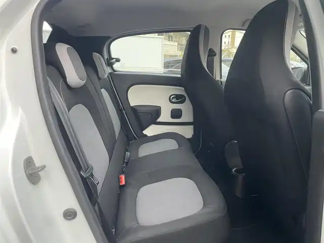 ルノー トゥインゴ インテンス 栃木県 2018(平30)年 5.4万km 白 純正オーディオ/(AM/FM/USB)/純正15インチアルミ /ETC /オートエアコン /クルーズコントロール /コーナーセンサー/保証書/取扱説明書/スペアキー