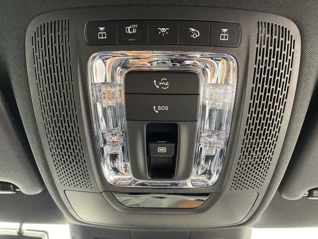 メルセデス・ベンツ Ｍ・ベンツ ＣＬＡ２００ｄ AMGライン 鹿児島県 2022(令4)年 1.5万km イリジウムシルバー パノラミックスライディングルーフ/純正10.25型MOPナビ/フルセグTV/360度カメラ/ETC2.0/ドライブレコーダー/ディスタンスパイロットディストロニック/パークトロニック/レーダーセーフティパッケージ/・ブラインドスポットアシスト/・レーンキープアシスト/・PRE-SAFE/ターボ/マルチLEDヘッドライト/アダクティブハイビームプラス/ヘッドアップディスプレイ/本革巻きステアリング/パドルシフト/前席メモリー付パワーシート/前席シートヒーター/純正18インチアルミホイール