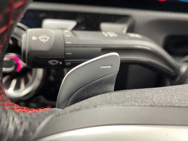 メルセデス・ベンツ Ｍ・ベンツ ＣＬＡ２００ｄ AMGライン 鹿児島県 2022(令4)年 1.5万km イリジウムシルバー パノラミックスライディングルーフ/純正10.25型MOPナビ/フルセグTV/360度カメラ/ETC2.0/ドライブレコーダー/ディスタンスパイロットディストロニック/パークトロニック/レーダーセーフティパッケージ/・ブラインドスポットアシスト/・レーンキープアシスト/・PRE-SAFE/ターボ/マルチLEDヘッドライト/アダクティブハイビームプラス/ヘッドアップディスプレイ/本革巻きステアリング/パドルシフト/前席メモリー付パワーシート/前席シートヒーター/純正18インチアルミホイール