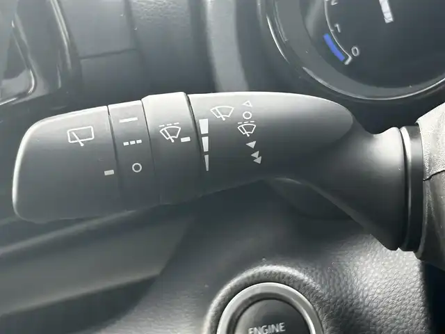 トヨタ ヤリス 福島県 2020(令2)年 2.4万km シルバーM 純正ナビ/バックカメラ/Bluetooth接続/ビルドインETC/ドラレコ/シートヒーター/レーンアシストキープ/クルーズコントロール/コーナーセンサ/アイドリングストップ/プッシュスタート/ドアバイザー/モデリスタホイール（15インチ）
