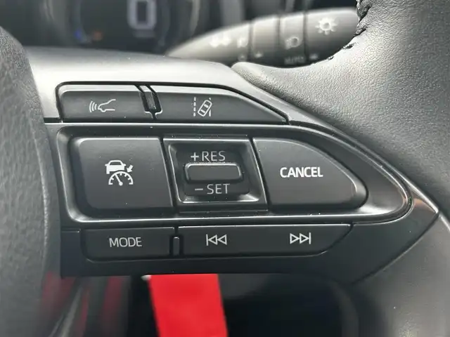 トヨタ ヤリス 福島県 2020(令2)年 2.4万km シルバーM 純正ナビ/バックカメラ/Bluetooth接続/ビルドインETC/ドラレコ/シートヒーター/レーンアシストキープ/クルーズコントロール/コーナーセンサ/アイドリングストップ/プッシュスタート/ドアバイザー/モデリスタホイール（15インチ）