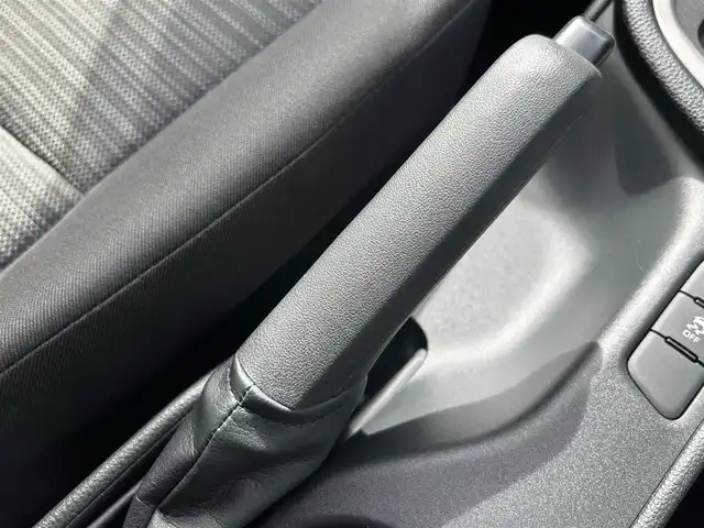 トヨタ ヤリス 福島県 2020(令2)年 2.4万km シルバーM 純正ナビ/バックカメラ/Bluetooth接続/ビルドインETC/ドラレコ/シートヒーター/レーンアシストキープ/クルーズコントロール/コーナーセンサ/アイドリングストップ/プッシュスタート/ドアバイザー/モデリスタホイール（15インチ）